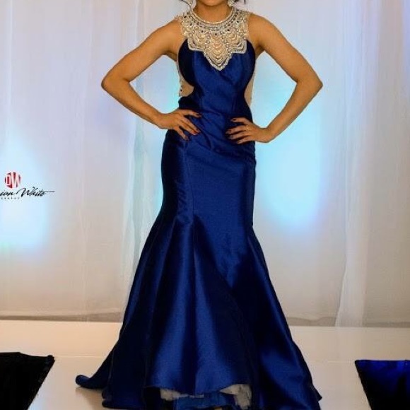 Pageant or prom dress. - Picture 5 of 5